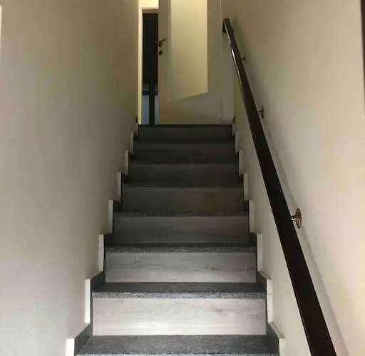 Дом отдыха Casa Ambra, 50m Vom Comer See, 2 Private Parkplaetze