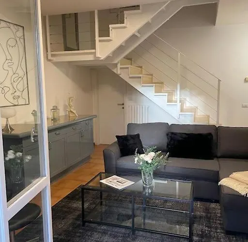 펜션 Casa Ambra, 50m Vom Comer See, 2 Private Parkplaetze