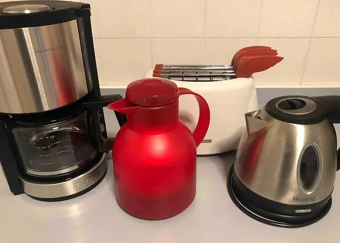 Casa Ambra, 50m Vom Comer See, 2 Private Parkplaetze Тремеццо