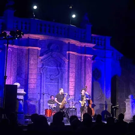 Casa Ambra, 50m Vom Comer See, 2 Private Parkplaetze * Tremezzo