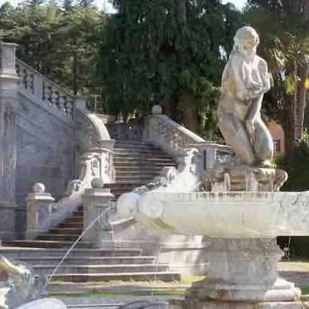 Casa vacanze Casa Ambra, 50m Vom Comer See, 2 Private Parkplaetze