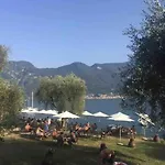 בית נופש Casa Ambra, 50m Vom Comer See, 2 Private Parkplaetze *