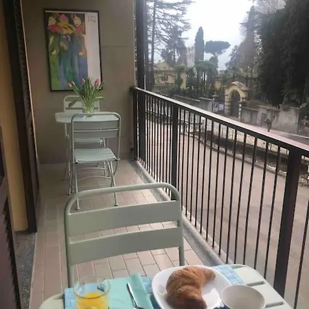 Casa Ambra, 50m Vom Comer See, 2 Private Parkplaetze * Tremezzo