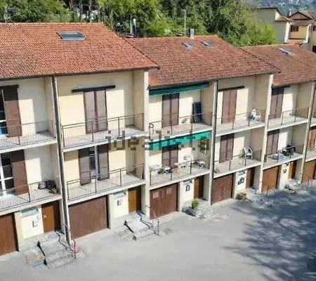 Casa Ambra, 50m Vom Comer See, 2 Private Parkplaetze Nyaraló *