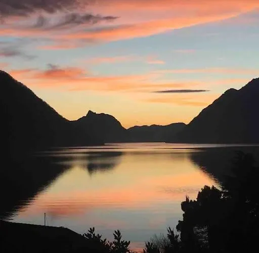 Dom wakacyjny Casa Ambra, 50m Vom Comer See, 2 Private Parkplaetze *