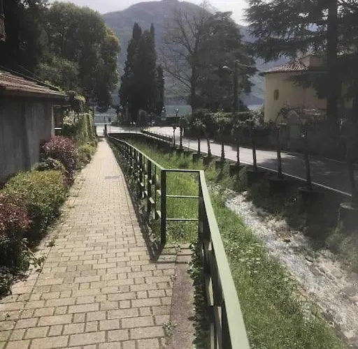 Casa Ambra, 50m Vom Comer See, 2 Private Parkplaetze * Tremezzo
