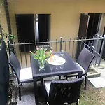Σπίτι διακοπών Casa Ambra, 50m Vom Comer See, 2 Private Parkplaetze